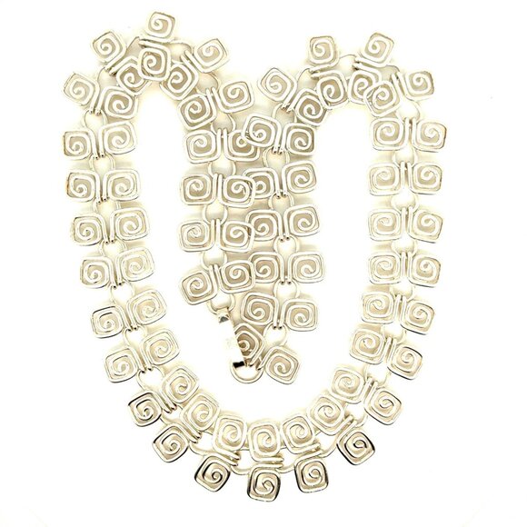 Lovely 925 Mexico Sterling Silver Swirl Necklace